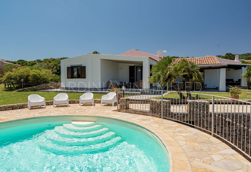 Villa Verdant: Building Exterior, Pool