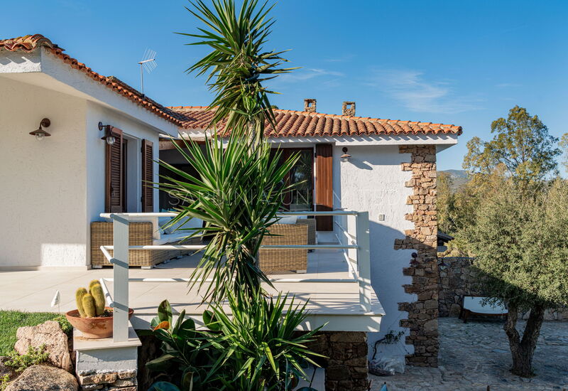 Villa Il Richiamo Di Gallura: Building Exterior