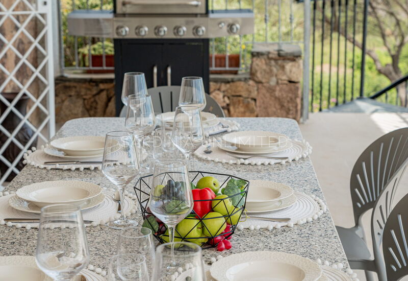 Villa I Venti di Molara: Building Exterior, Dining Room