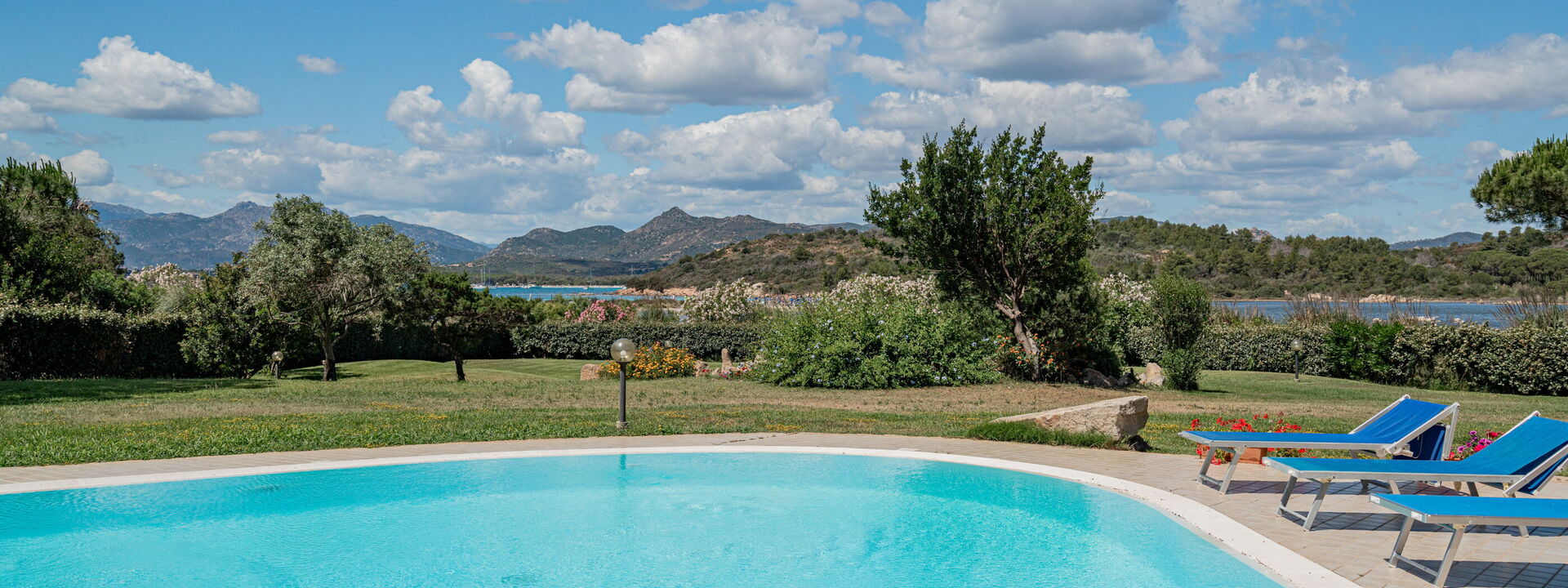 Villa Karex: Piscina