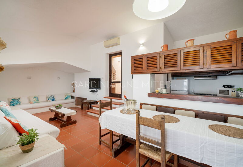 Villa Tamarix: Гостиная, Кухня, Столовая