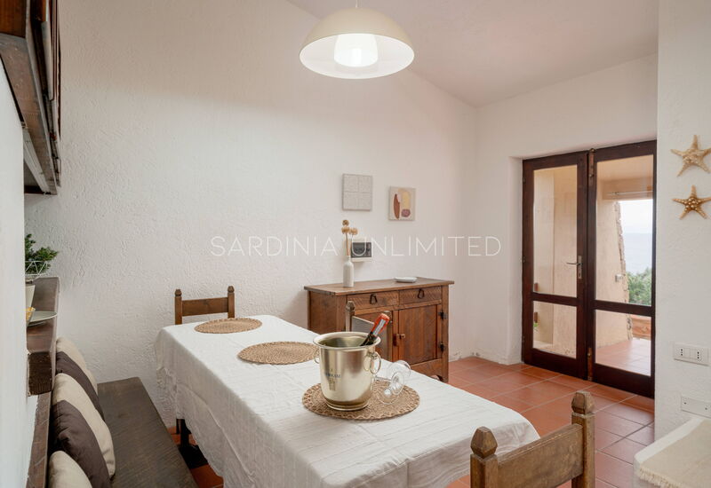 Villa Tamarix: Столовая