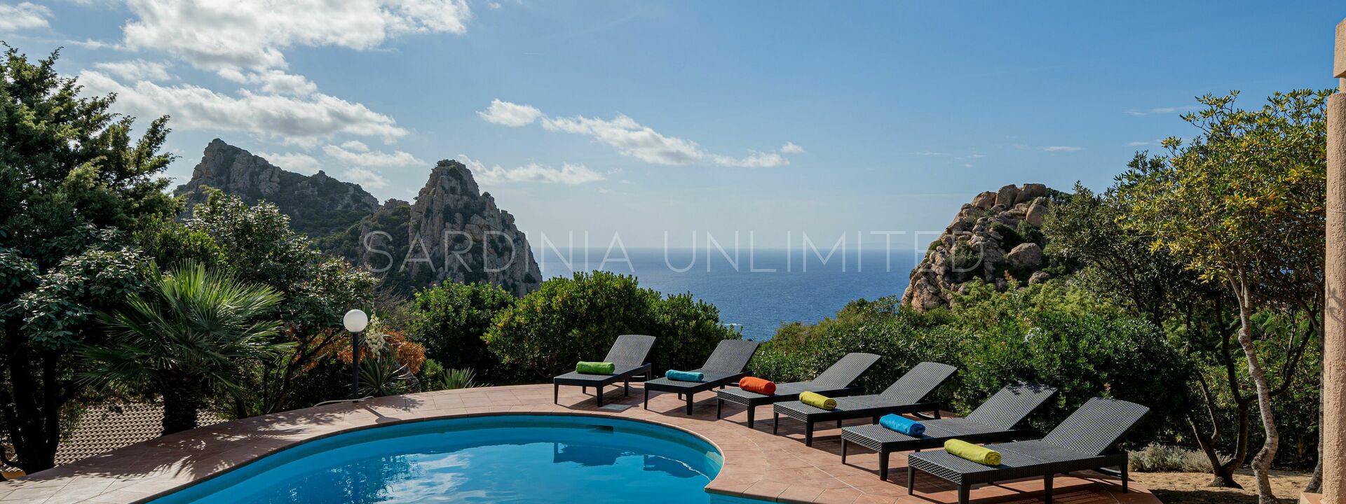 Villa Zinnia: Villa zur Miete in Costa Paradiso mit privatem Pool und Meerblick