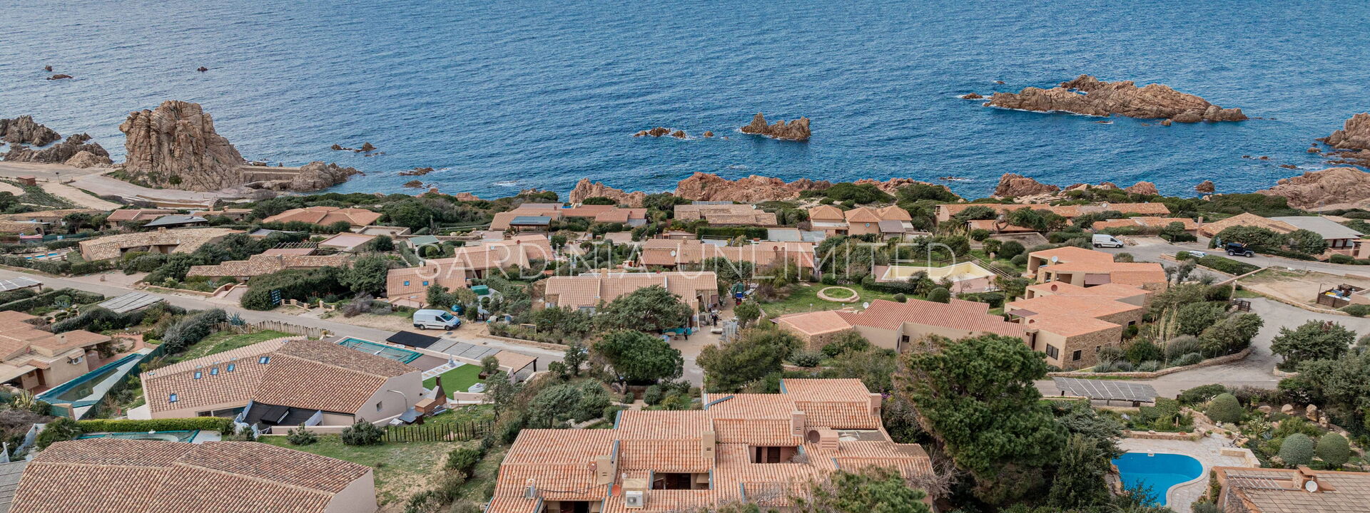 Villa Baia di Myrtama: Buitenkanten