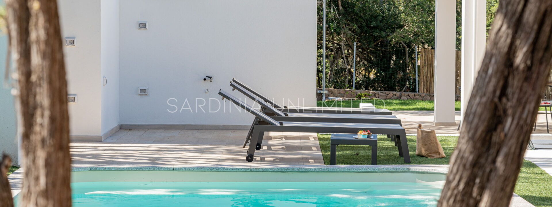 Villa Blue Kalinda: Esterni, Piscina