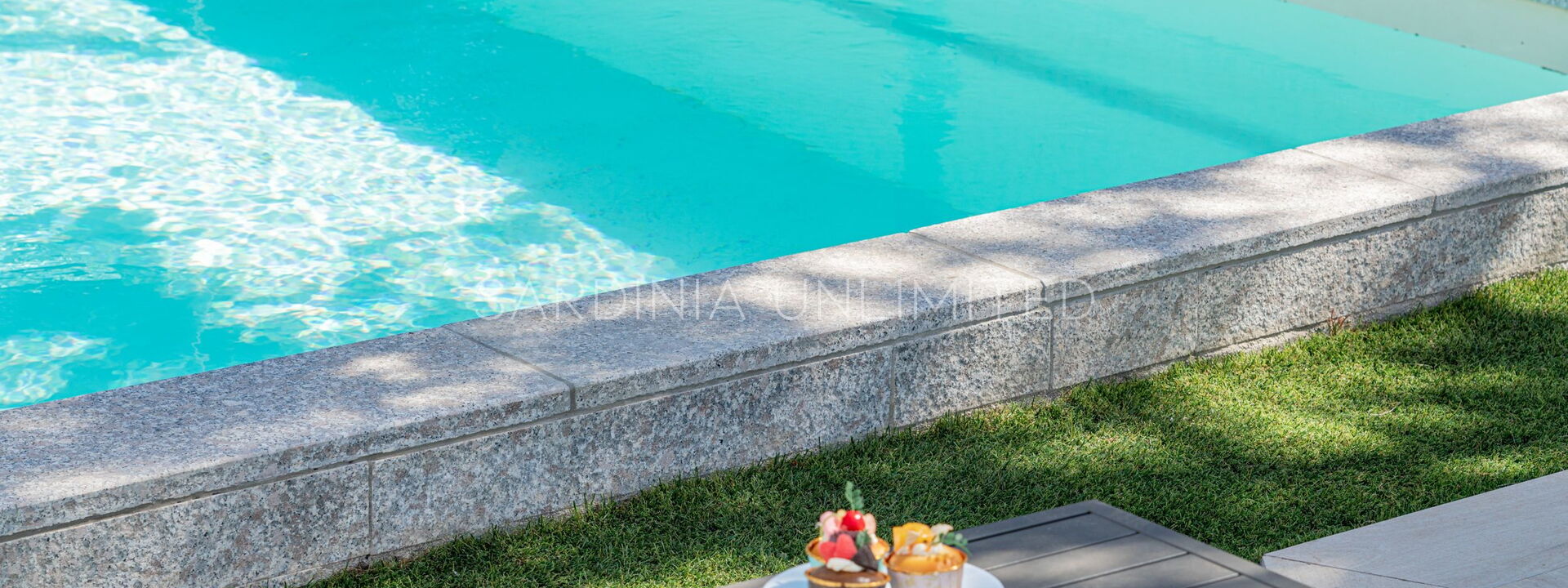 Villa Blue Kalinda: Esterni, Piscina