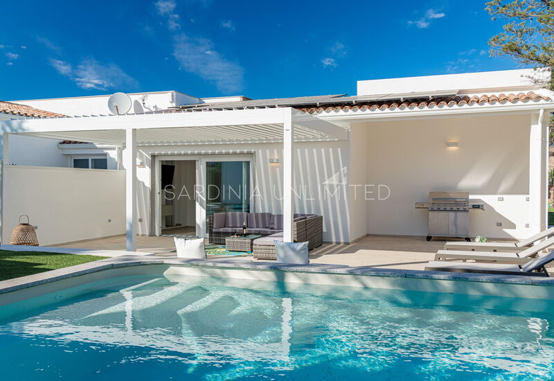 Villa Blue Kalinda: Building Exterior, Pool