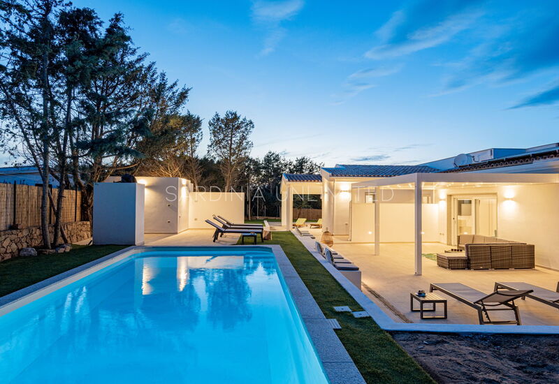 Villa Blue Kalinda: Building Exterior, Pool