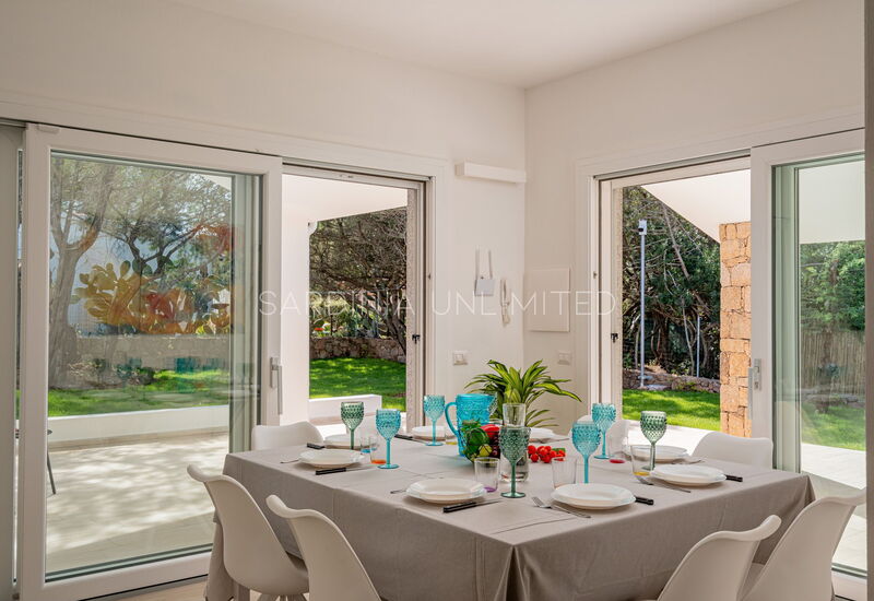 Villa Blue Kalinda: Dining Room