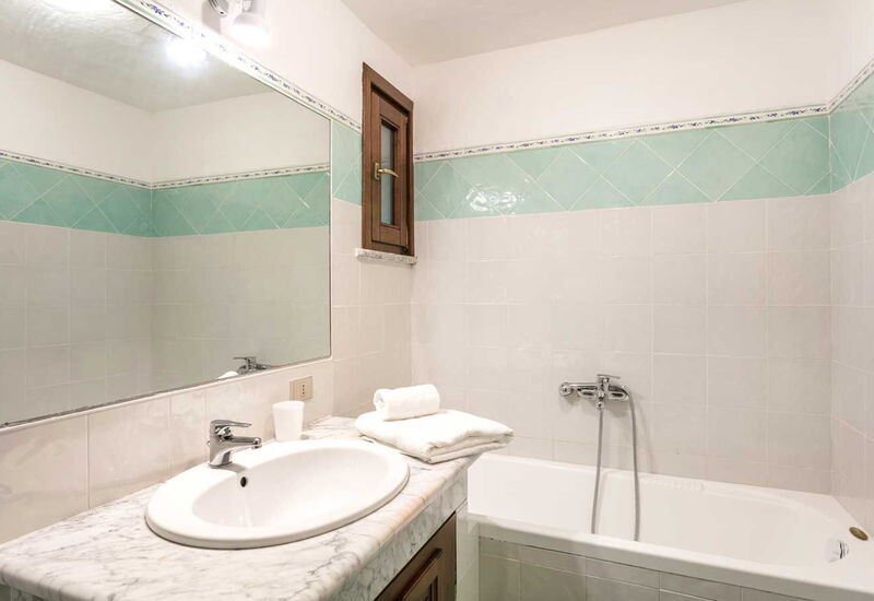 La Dama Di Molara: Bathroom