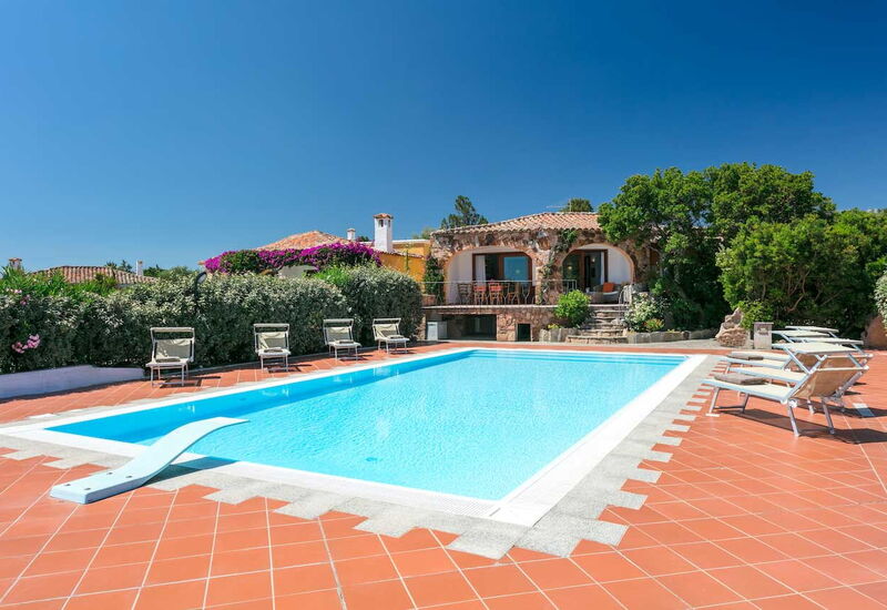 La Dama Di Molara: Pool