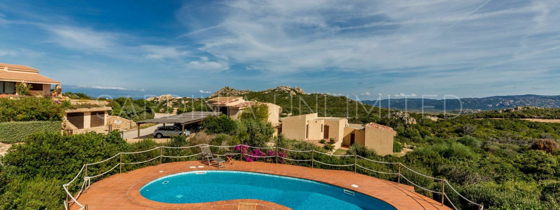 Villa Dimora Del Falco: Schwimmbad