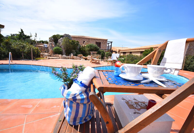 Villa Dimora Del Falco: Charmante Villa mit privatem Pool und einer schönen Terrasse mit Meerblick.