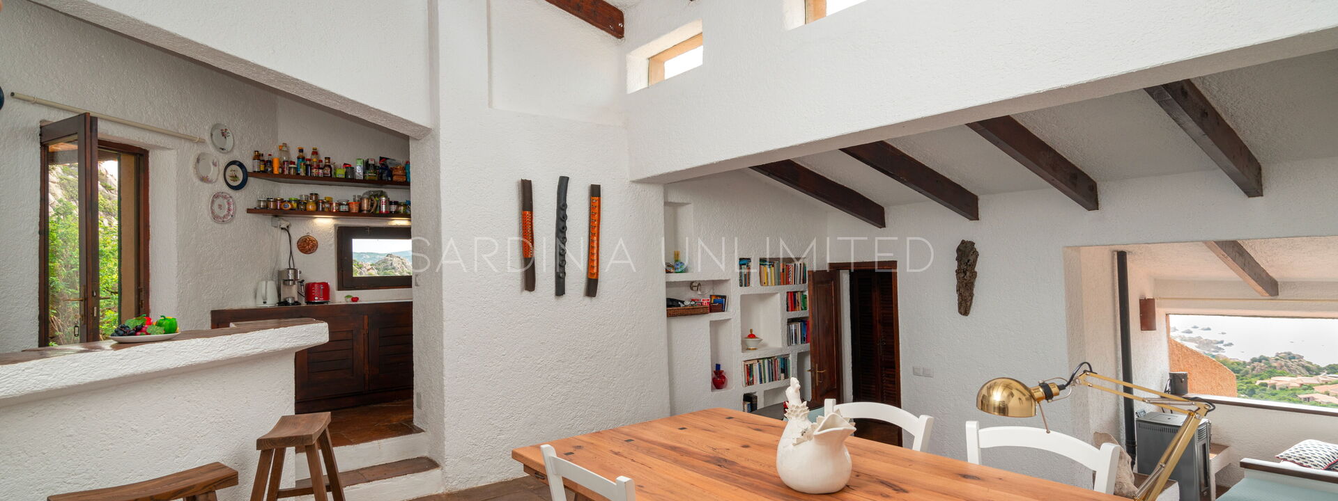 Villa Rocce Incantate: Dining Room, Kitchen