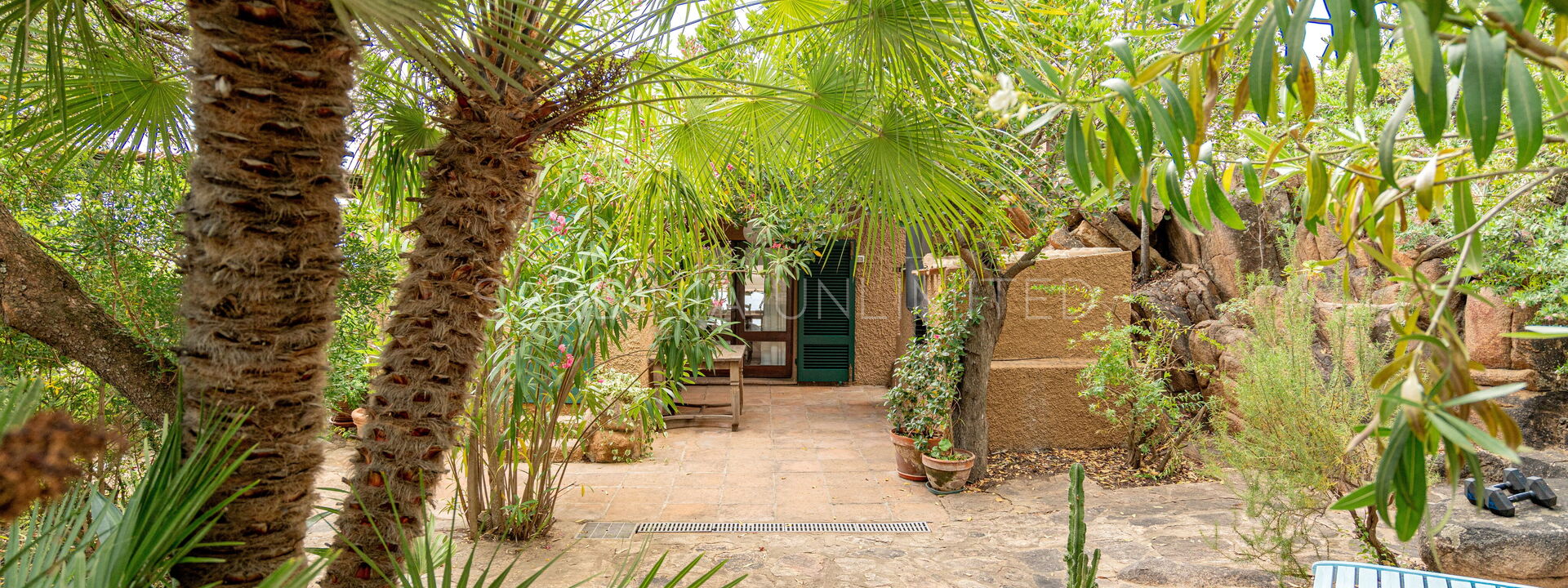 Villa Rocce Incantate: Garden