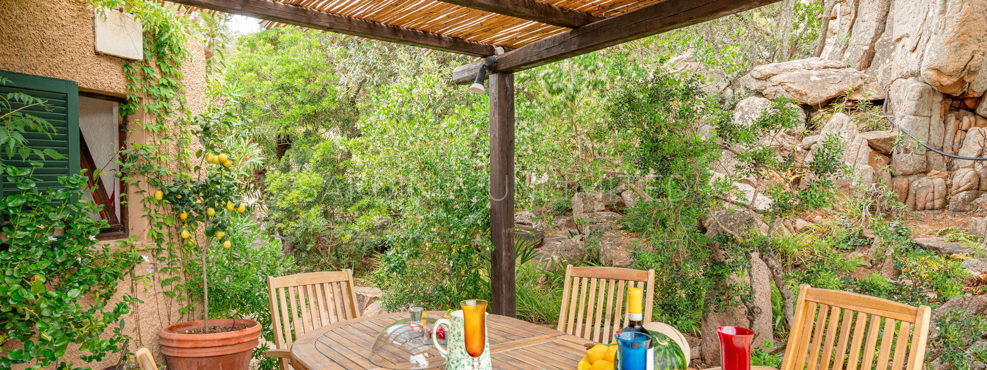 Villa Rocce Incantate: Balcony / Terrace / Patio, Building Exterior