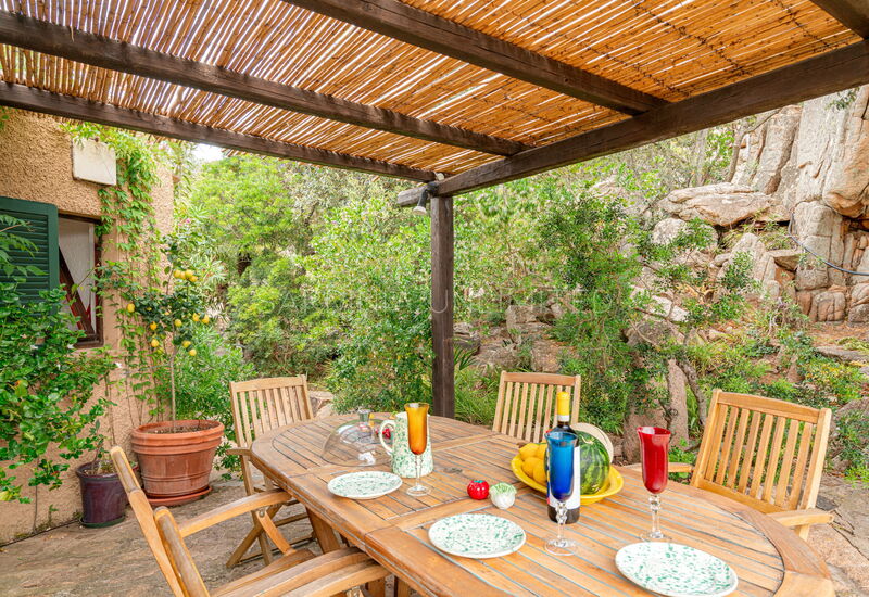 Villa Rocce Incantate: Balcony / Terrace / Patio, Building Exterior