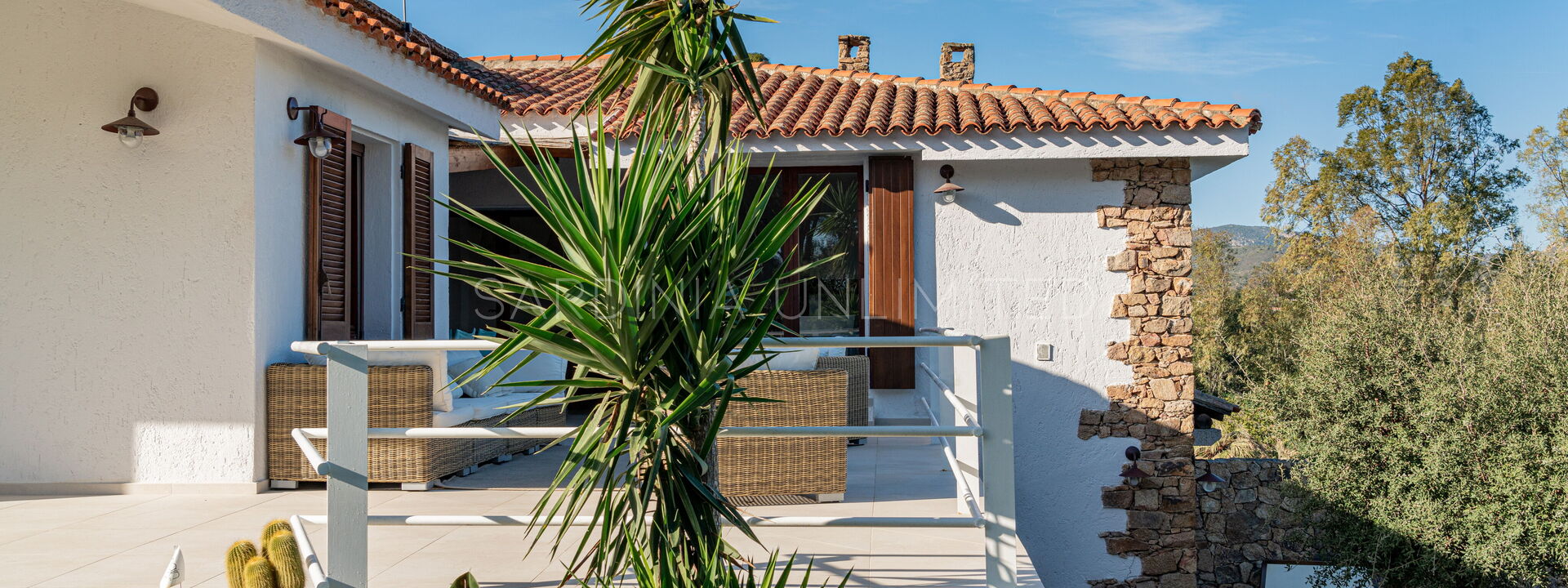 Il Richiamo di Gallura 3 Suites: Building Exterior