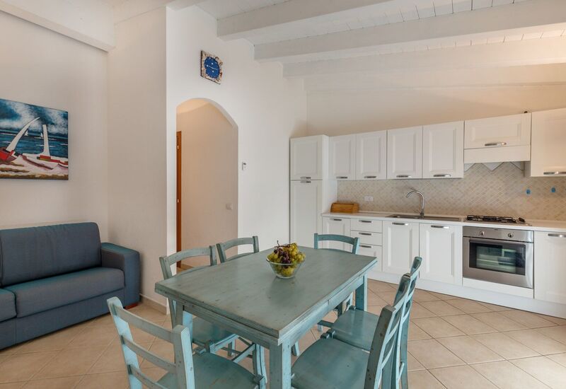 Villa Orchidea: Dining Room, Kitchen