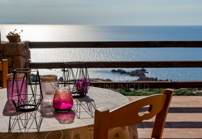 Villetta Paradiso: Villa for rent in Sardinia with a wonderful view of the sea in Costa Paradiso.