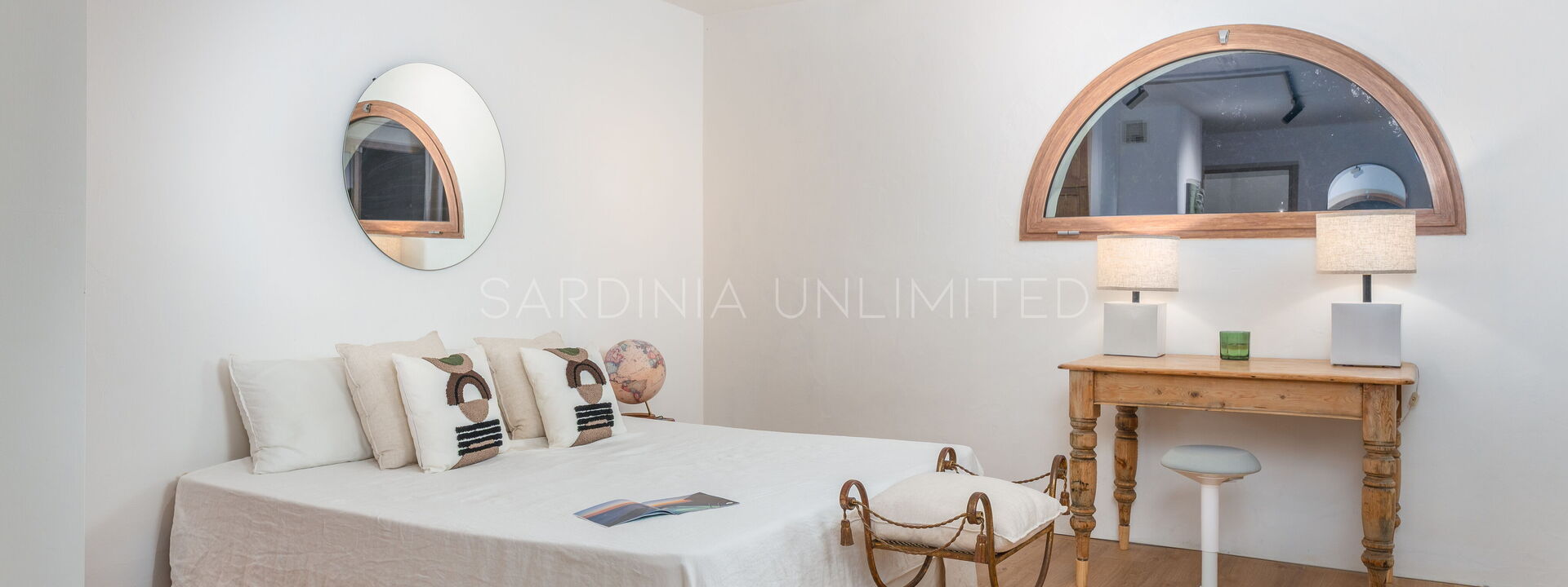Villa Sardinian Essence
