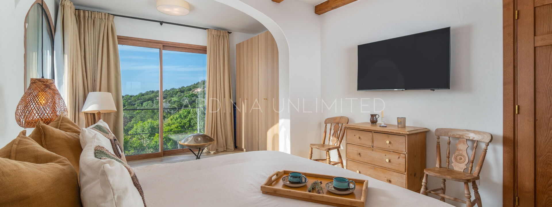 Villa Sardinian Essence