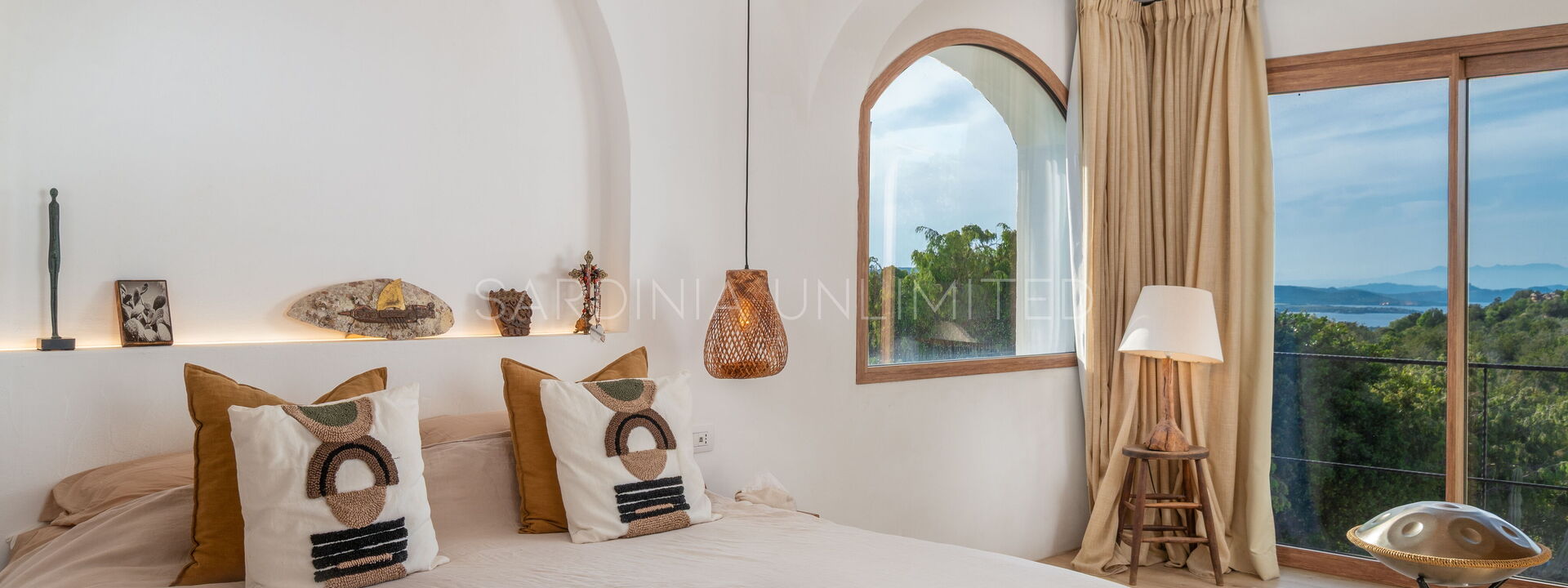 Villa Sardinian Essence