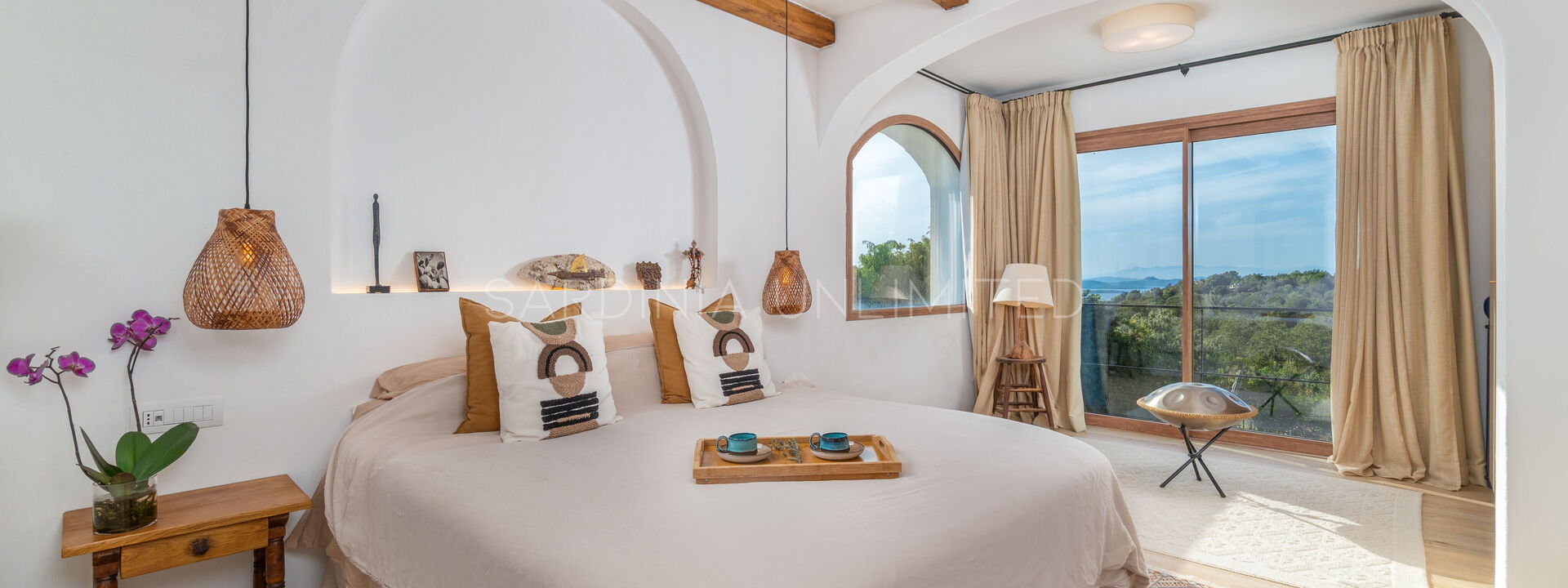 Villa Sardinian Essence