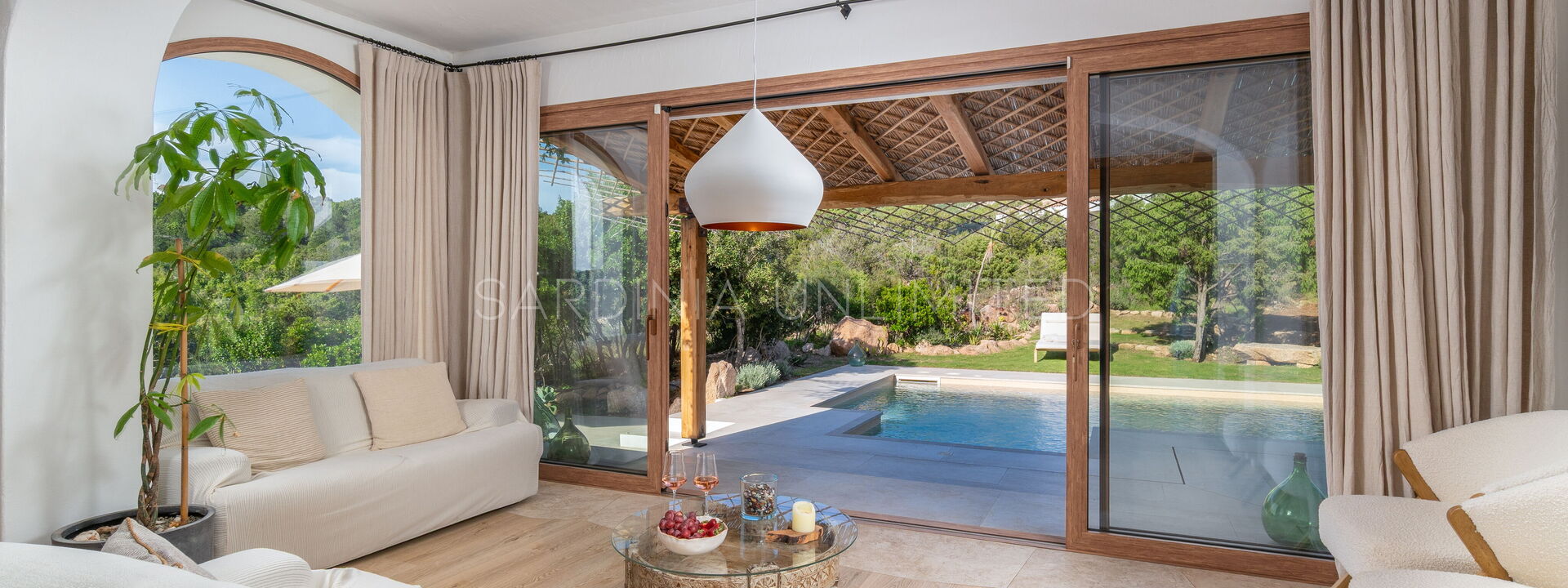 Villa Sardinian Essence