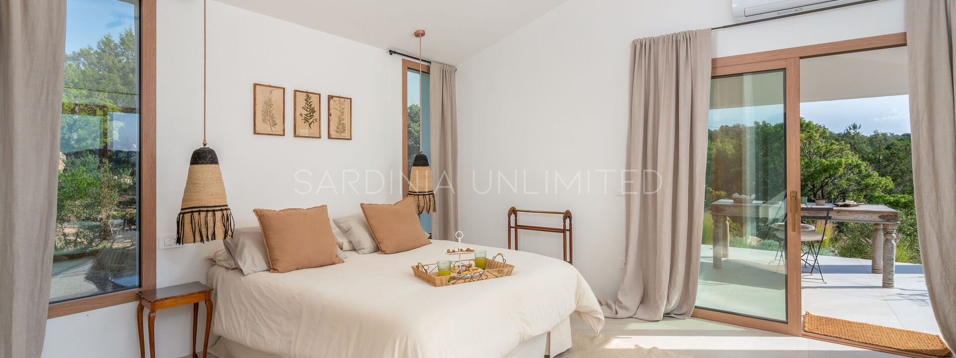 Villa Sardinian Essence