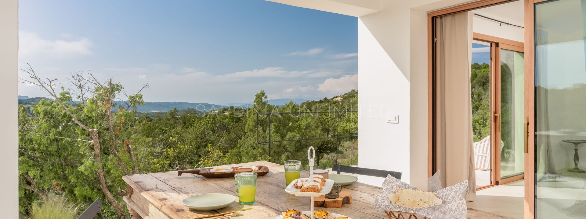 Villa Sardinian Essence