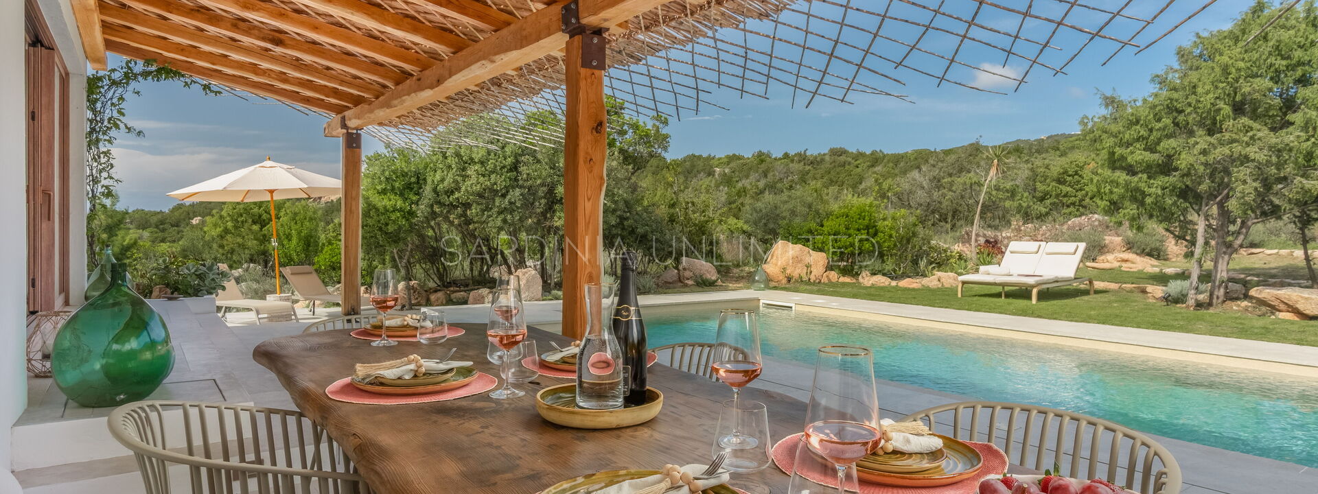 Villa Sardinian Essence
