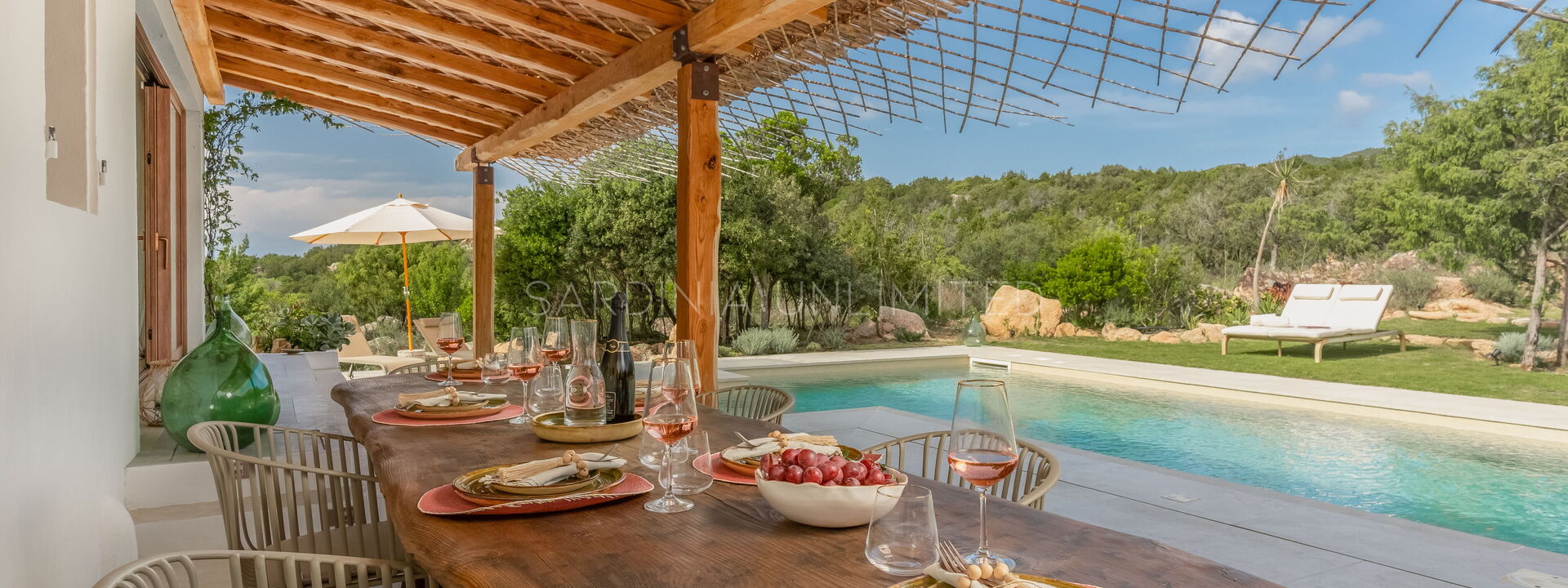 Villa Sardinian Essence
