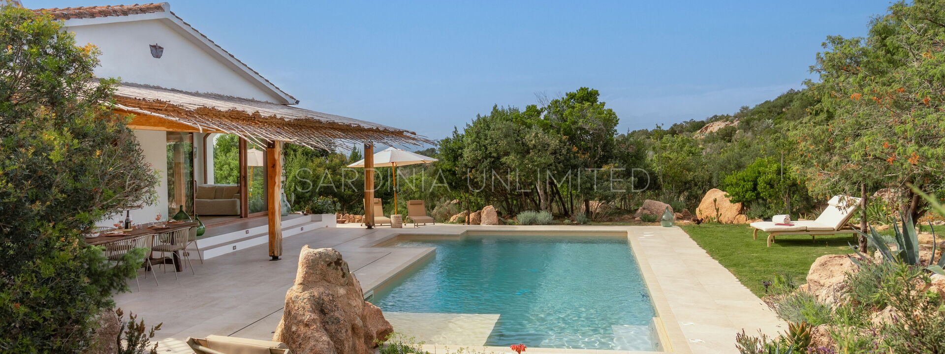 Villa Sardinian Essence