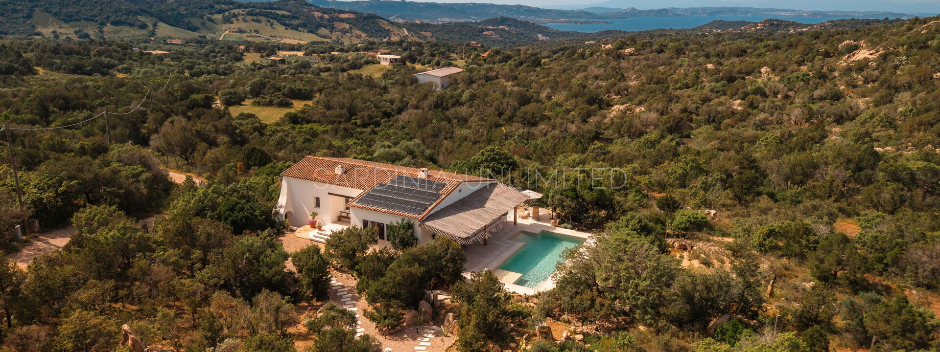 Villa Sardinian Essence