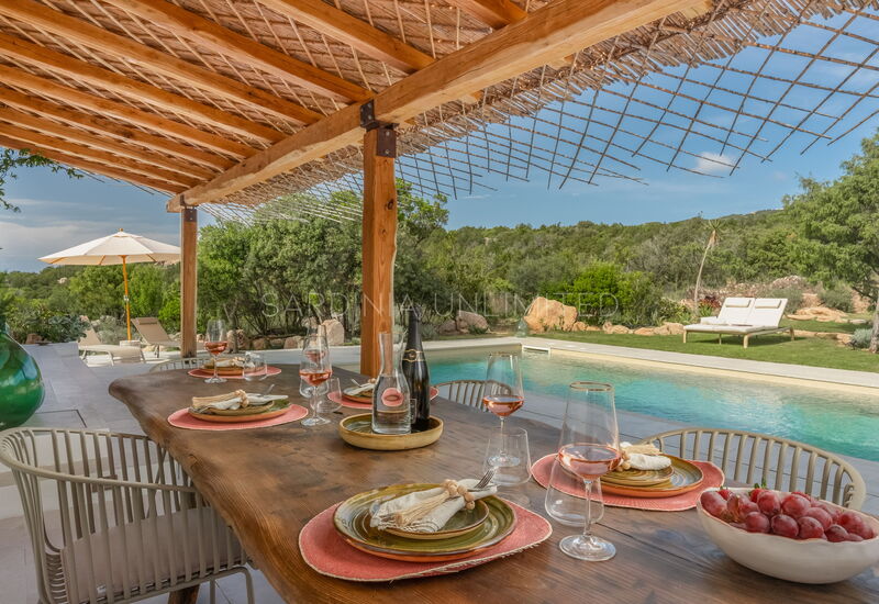 Villa Sardinian Essence