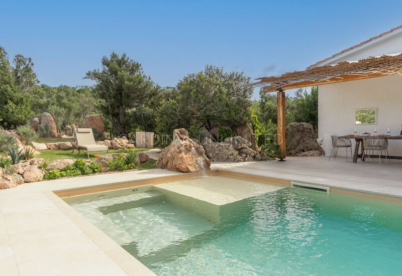 Villa Sardinian Essence