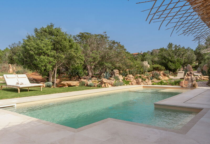 Villa Sardinian Essence