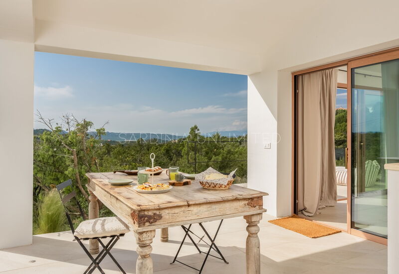 Villa Sardinian Essence