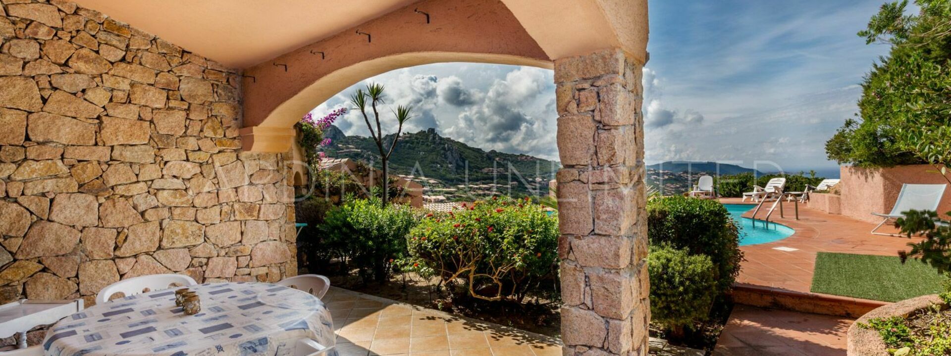 Corbezzolo Giallo: Балкон / Терраса / Патио