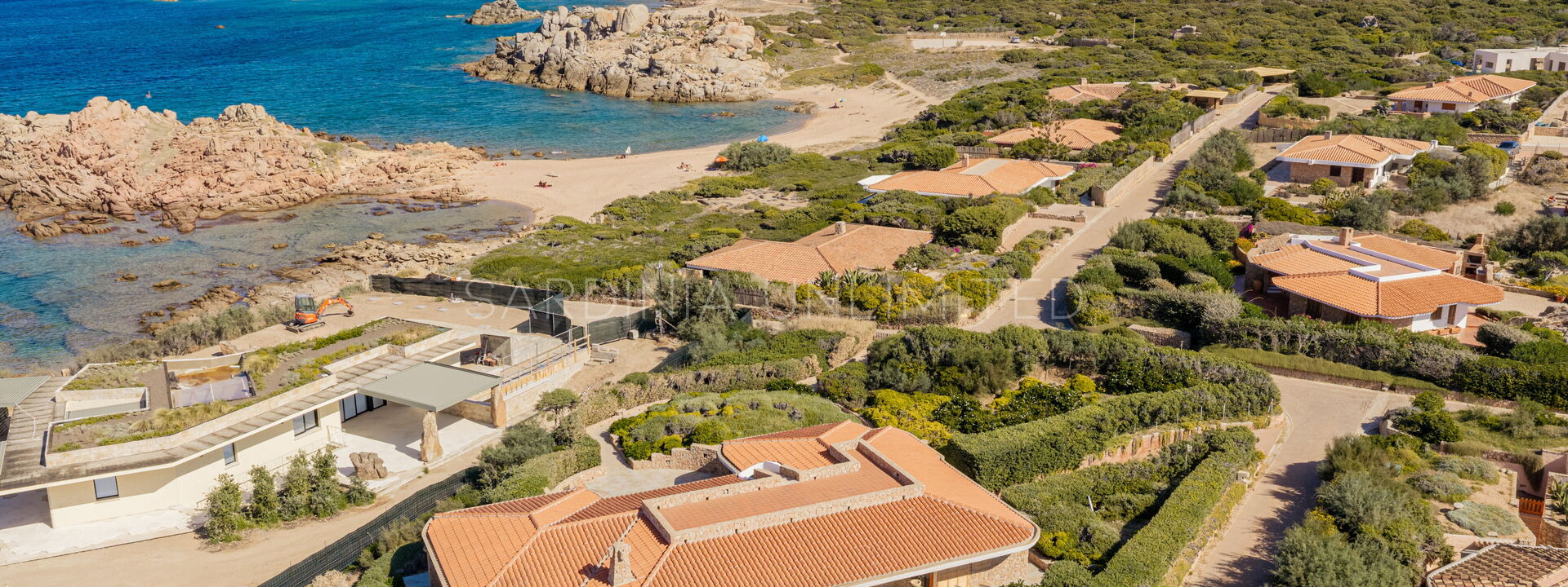 Villa Salt Essence