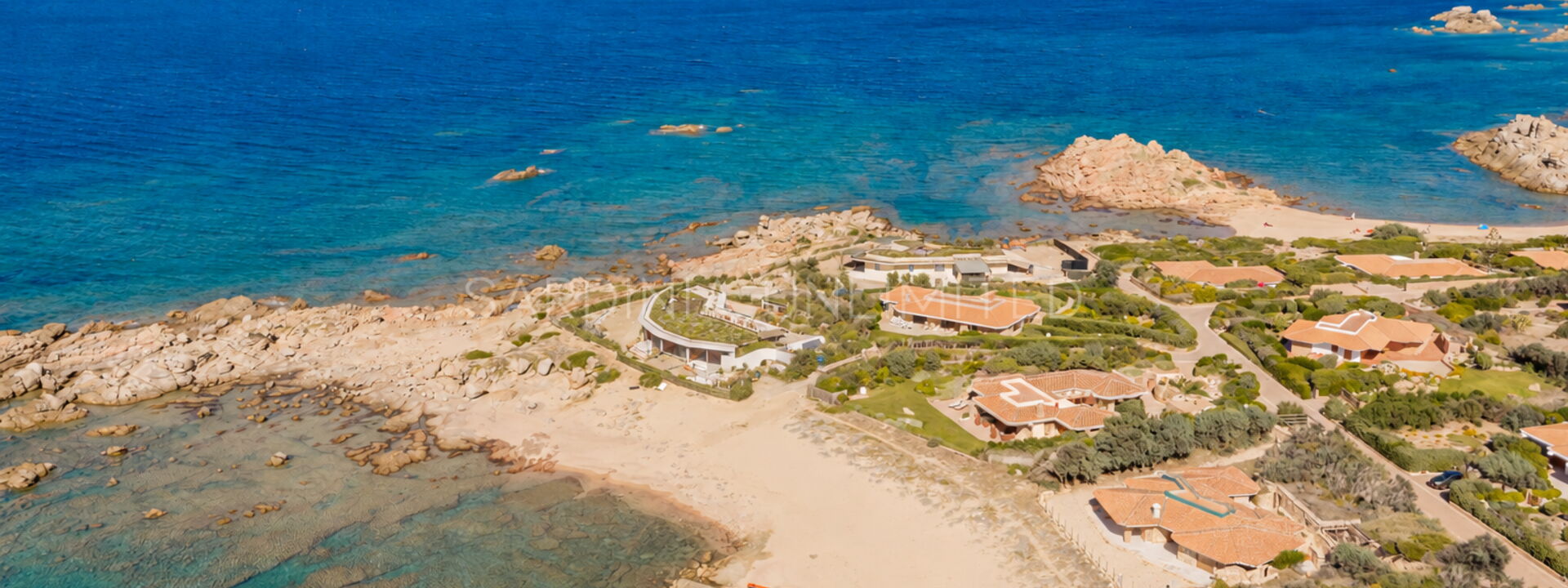 Villa Salt Essence