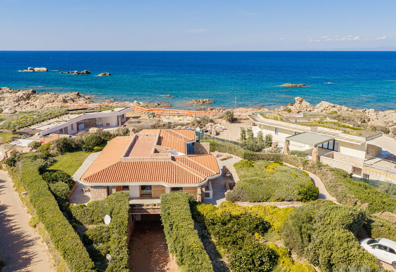 Villa Salt Essence