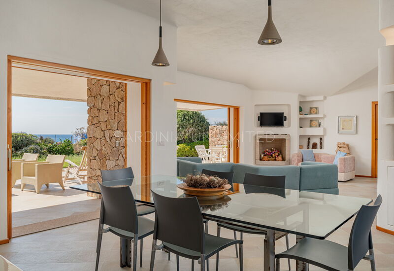 Villa Salt Essence