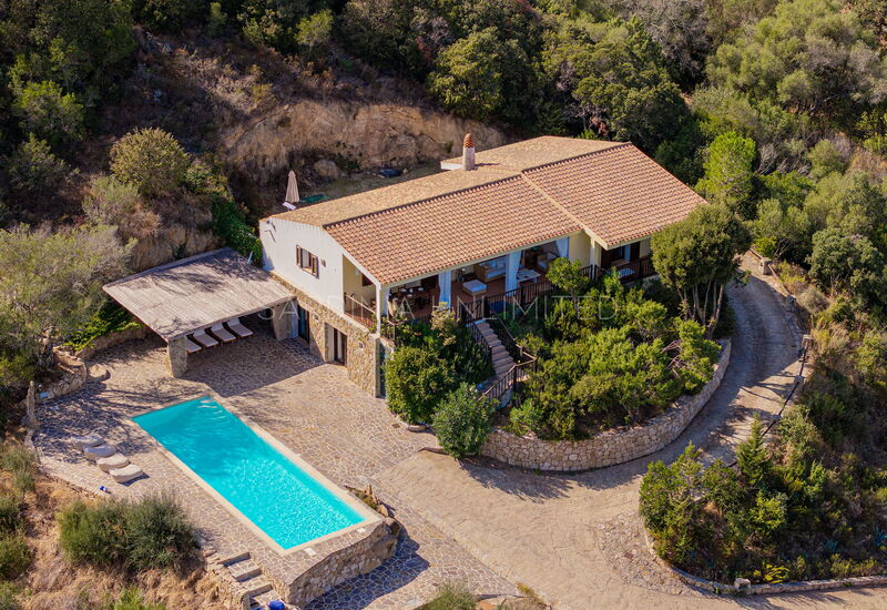 Villa Petra Selvatica