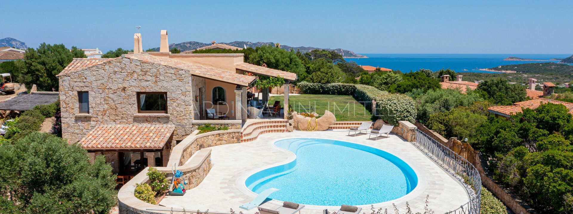 Villa Sa Mola: Buitenkanten, Tuin