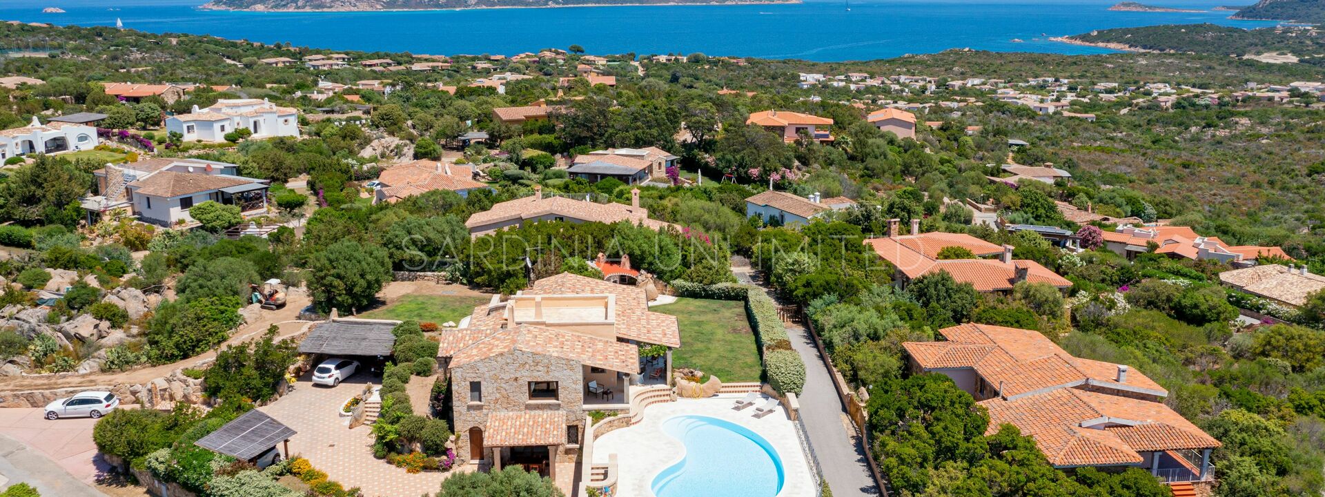 Villa Sa Mola: Buitenkanten, zwembad