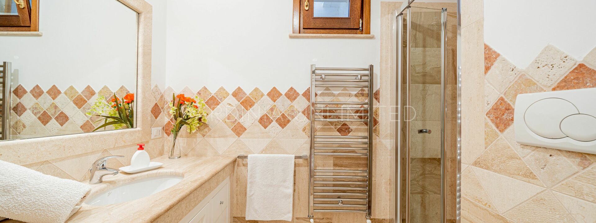 Villa Sa Mola: Badkamer