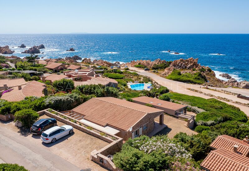 Villa Porta Sul Mare: Building Exterior