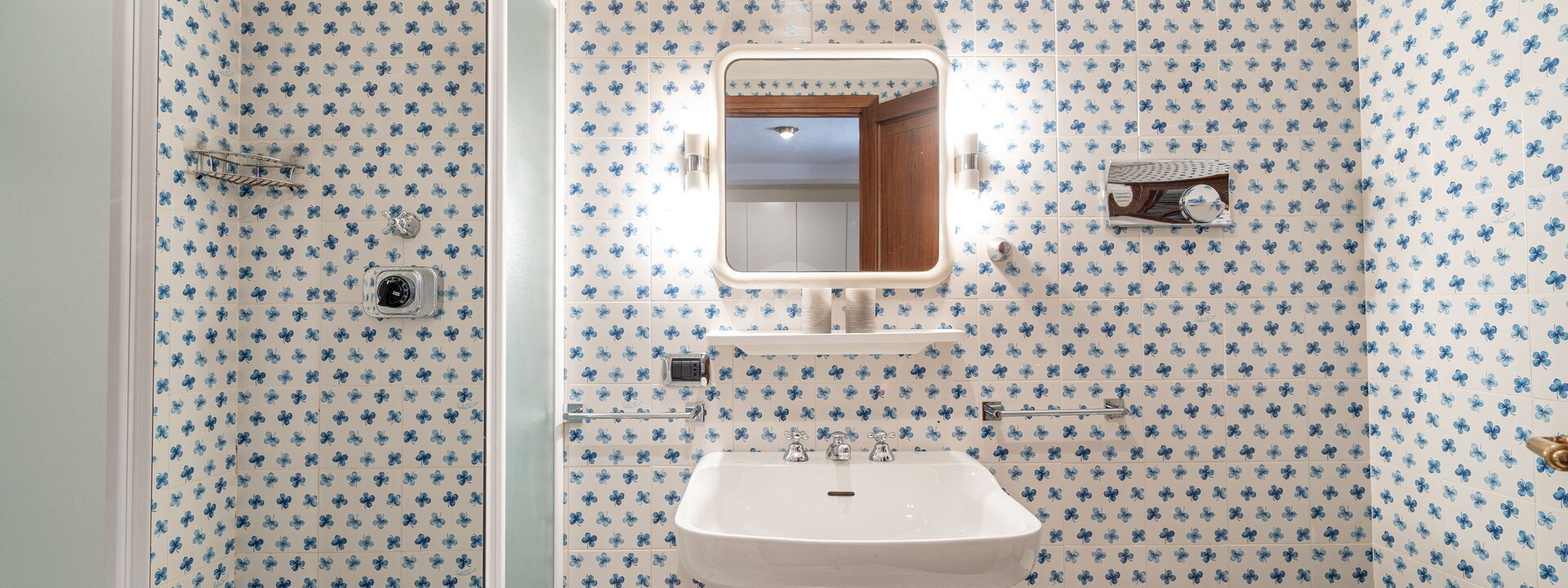 Villa Sogno Indaco: Bad